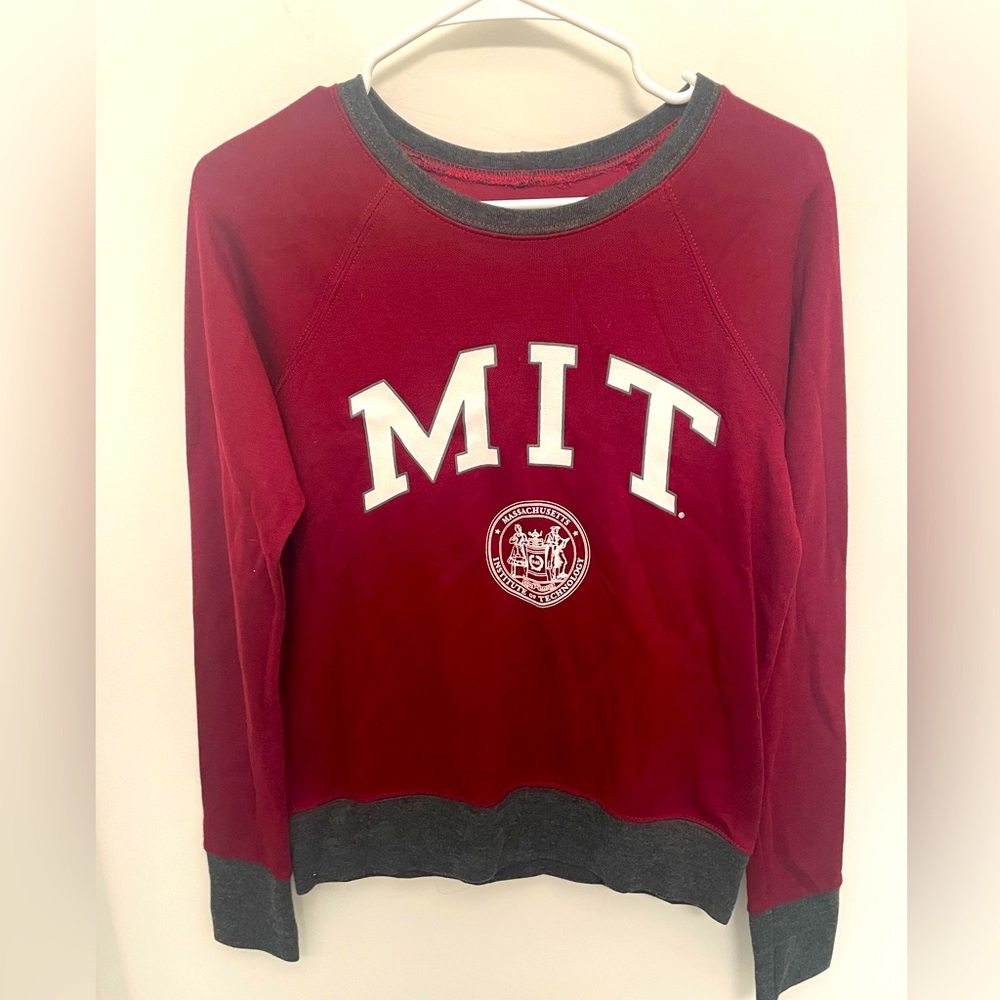 Brand new never been worn MIT Sweater. Size S
